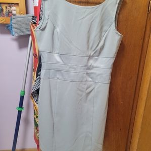 Alyn Paige gray dress